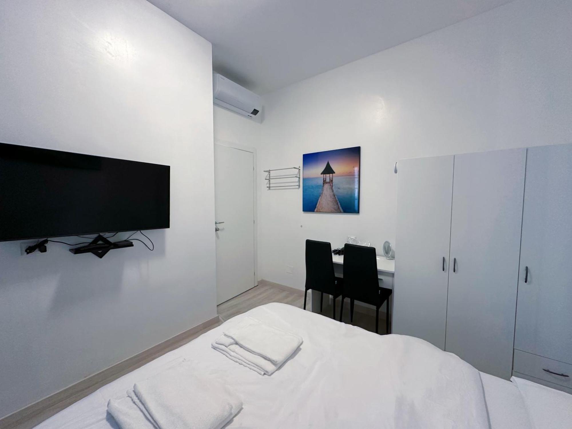 Bed & Breakfast Sakura Milan Exterior photo